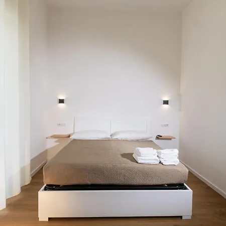 My Rooms&lounge By Rentbeat 3* אולביה